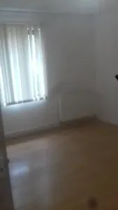 Unirii-Splai cu Marasesti  parter casa la curte 3 cam 67 mp pt  firme