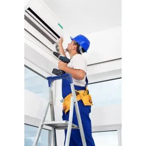 Angajam ! Muncitor necalificat cu permis auto categoria B