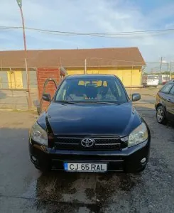 Vand Toyota RAV4