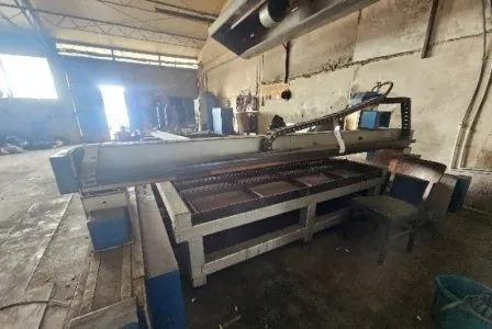 UTILAJ CNC DEBITARE CU JET DE PLASMA