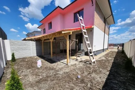 Vanzare Casa tip triplex/unitate capat/3 camere