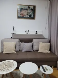 Universitate metrou aproape reper Piata Rosetti se inchiriaza apt.2 camere mobilat contract Anaf 540 Euro