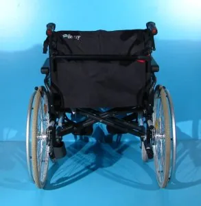 Scaun cu rotile din aluminiu Breezy / latime sezut 56 cm