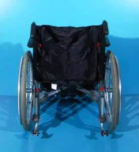 Scaun cu rotile - Etac   latime sezut 47 cm