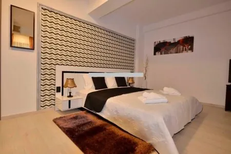 Universitate-metrou reper str.Batistei cu str. C.A.Rosetti garsoniera mobilata modern 450 E Contract