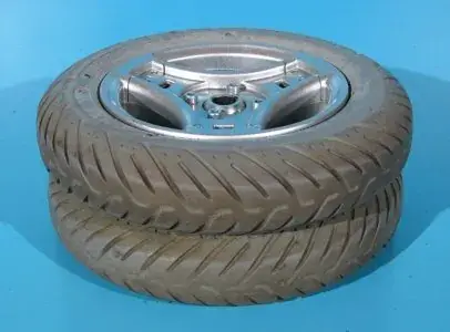 Roata originala cu cauciuc plin pentru carucior electric - 3.00-8