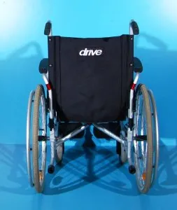 Scaun cu rotile  Drive - sezut 45 cm