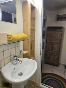 Universitate metrou apt 450 E Contract Anaf