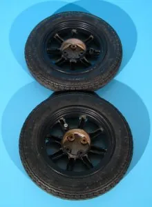 Roata originala cu cauciuc plin pentru carucior electric Meyra Optimus 1 3.00-10