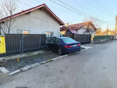 Dezmembrez Honda  Accord 2005