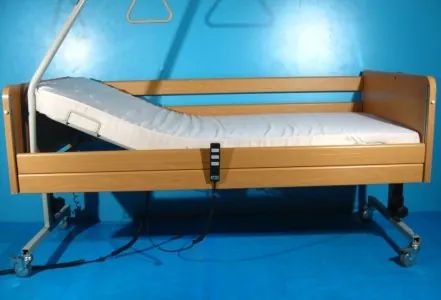 Pat electric pentru ingrijire pacienti cu doua sectiuni