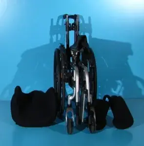 Scaun cu rotile din aluminiu  Sopur