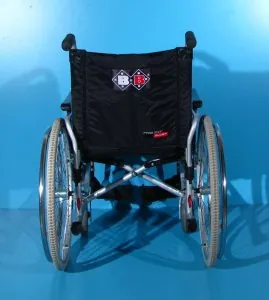 Scaun cu rotile din aluminiu - B+B