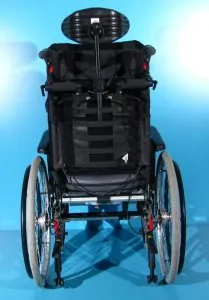 Scaun cu rotile  Netti   latime sezut 43 cm