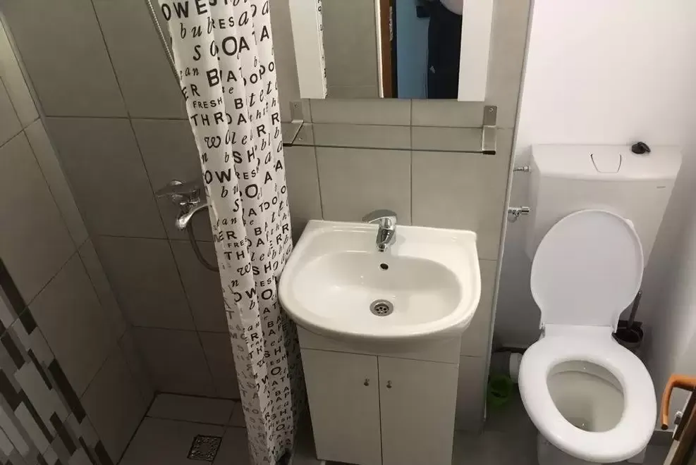 Apartament 2 camere Sat Vacanta