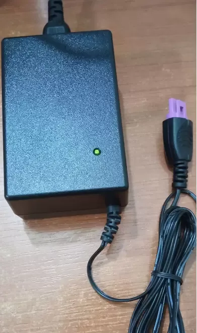 Vand Alimentator HP pentru Imprimanta