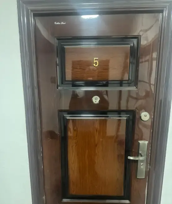 Usa apartament DE VANZARE