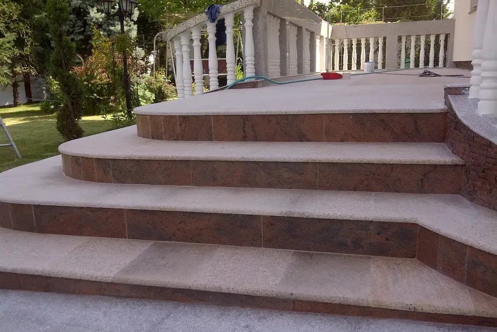 TREPTE SI CONTRATREPTE marmura granit Montaj