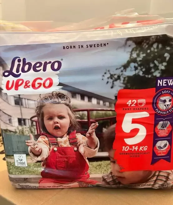 Vand Pampersi Babylove Premium si Libero Up amp Go