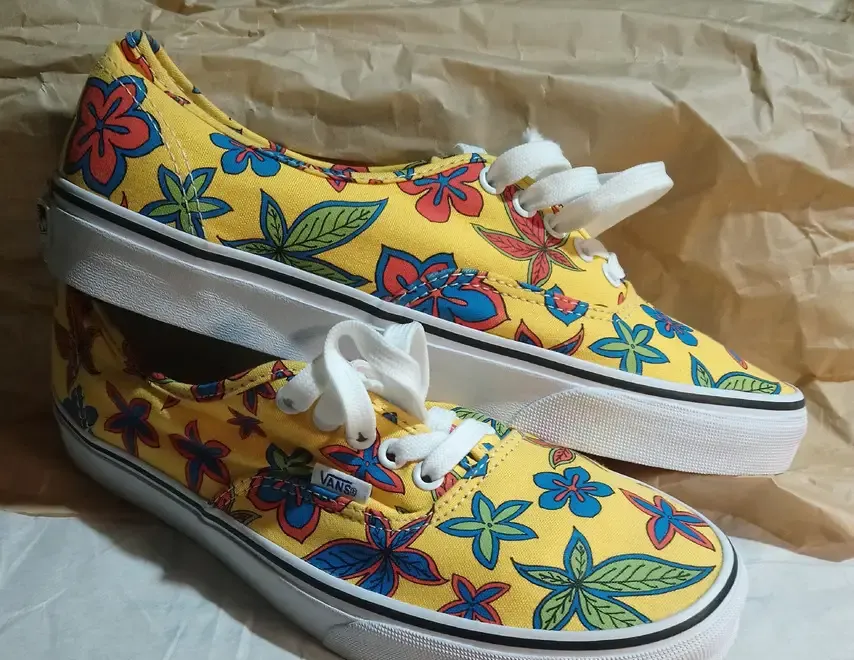 Tenesi VANS masura 42 NOI