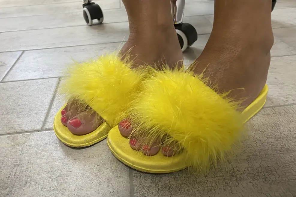 Realizez pedichiura sector 4 Bucuresti