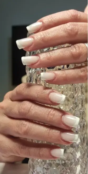 Unghii gel Constanta