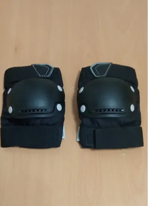 Vand GENUNCHIERE Oxelo FIT500 Noi