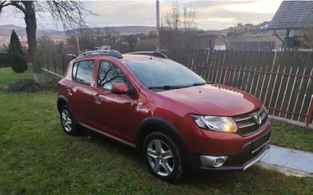 Dacia Sandero 2015