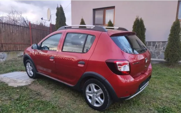 Dacia Sandero 2015