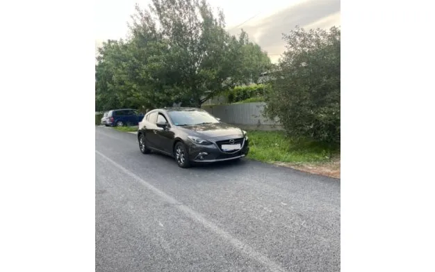 Mazda 3 2015