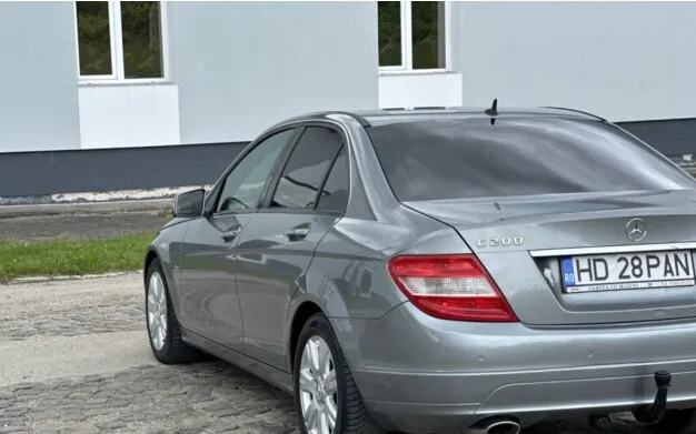 Mercedes-Benz C 200 2011