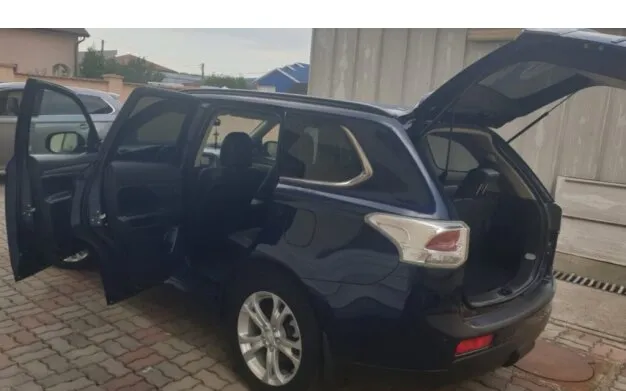 Mitsubishi Outlander 2014