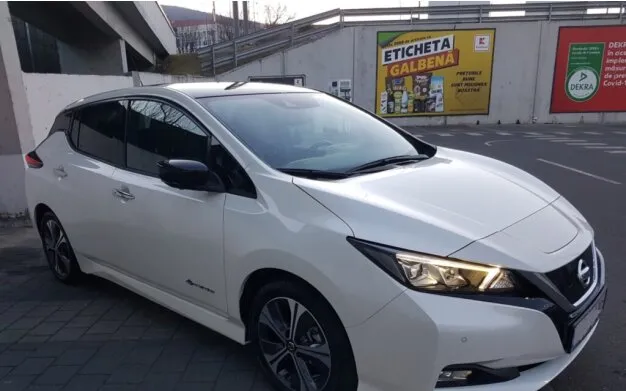 Nissan LEAF 2019