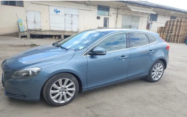 Volvo V40 2014