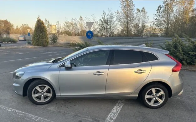 Volvo V40 2016