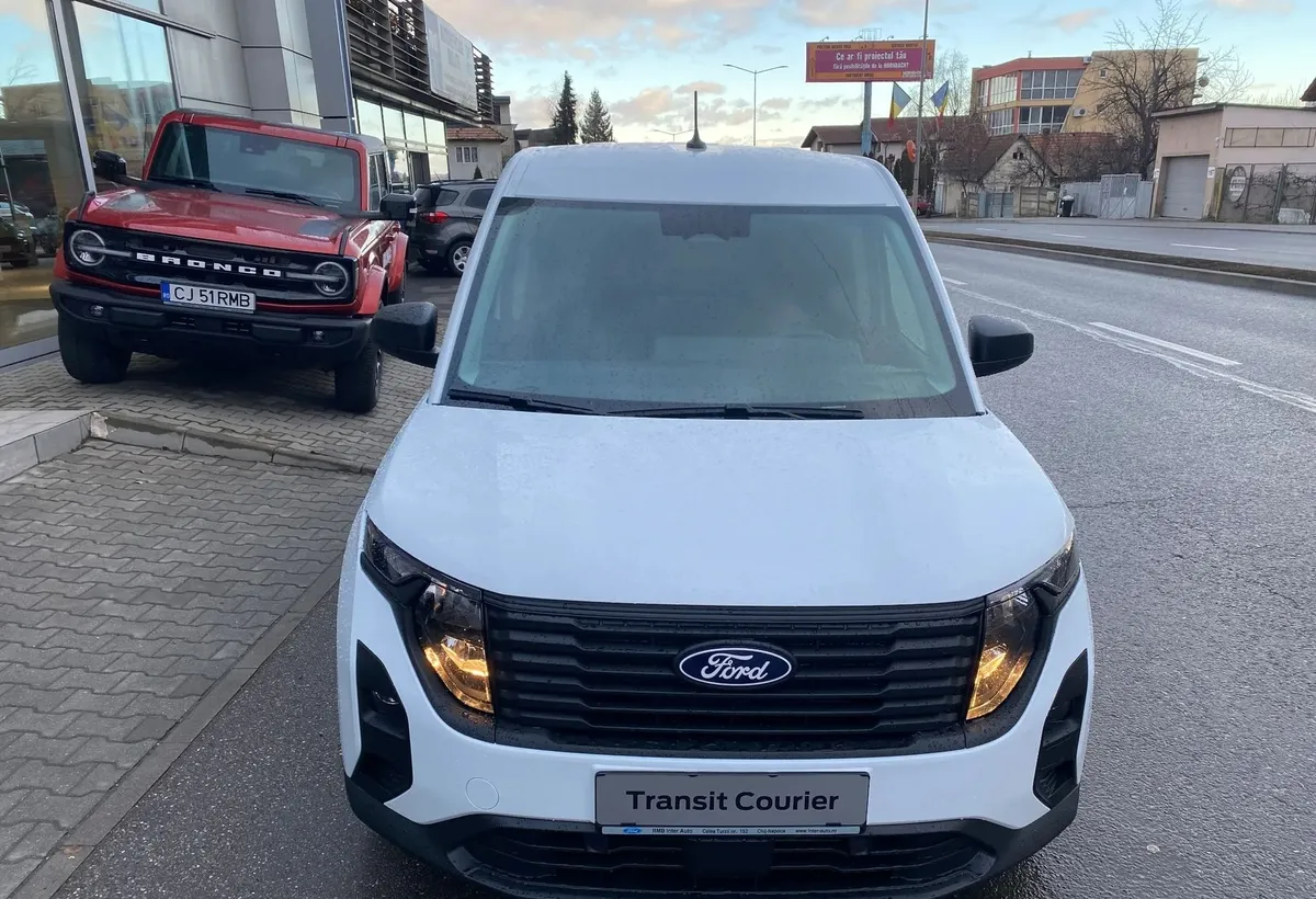 Ford Courier