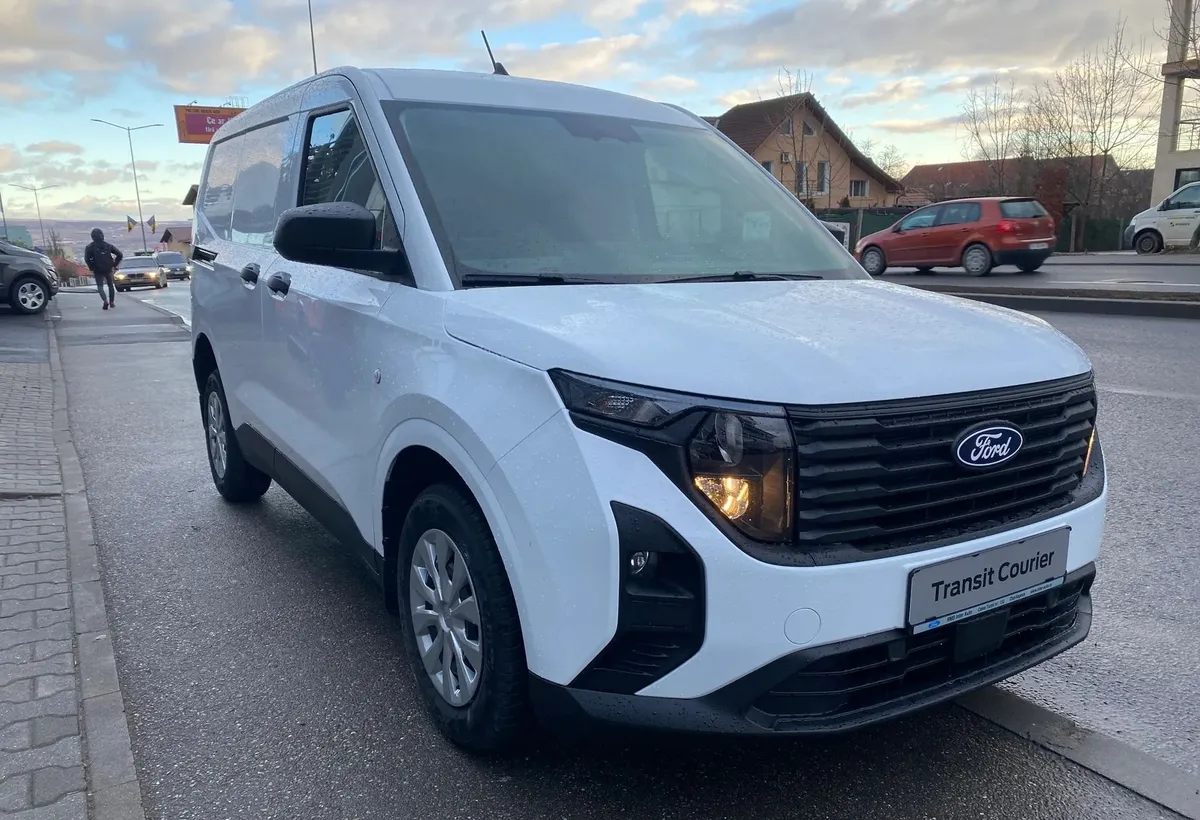 Ford Courier
