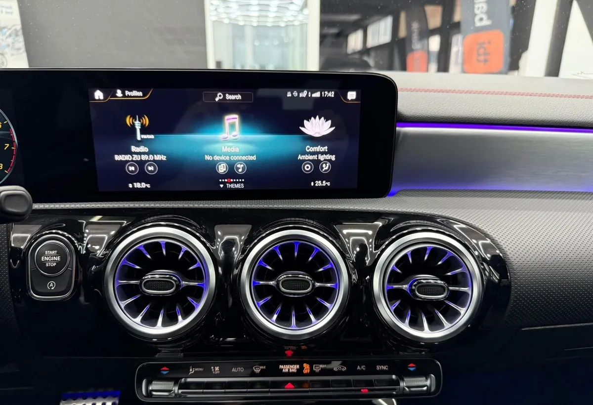 Mercedes Benz cla 200