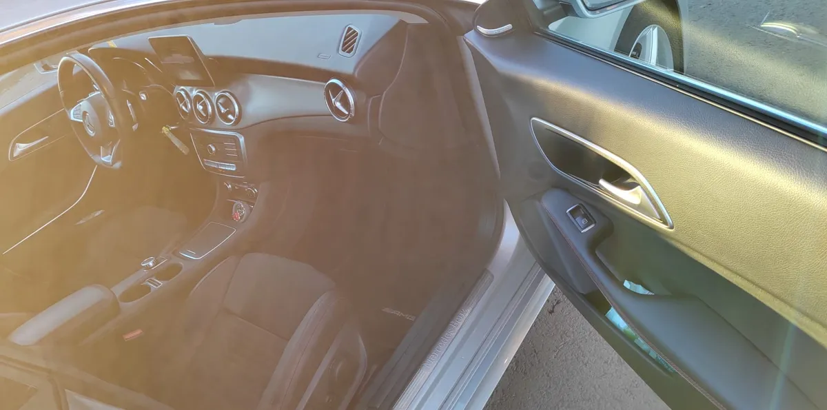 Mercedes Benz cla 220