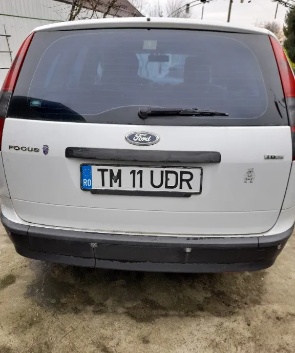 Ford Focus TDCI 1 6 EURO 4-unic proprietar consum/costuri minime 1 030 eur