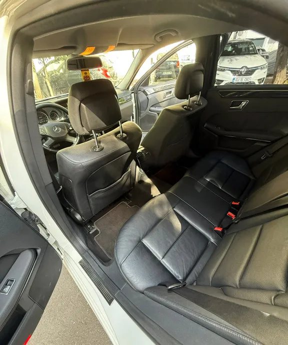 Mercedes E250 an 2009 7 700 eur