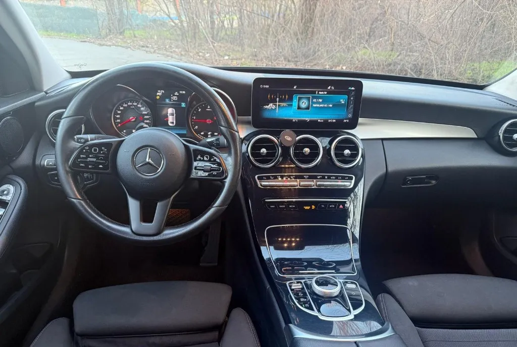 Mercedes C klasse 220D 4 MATIC Facelift 2019 19 500 eur
