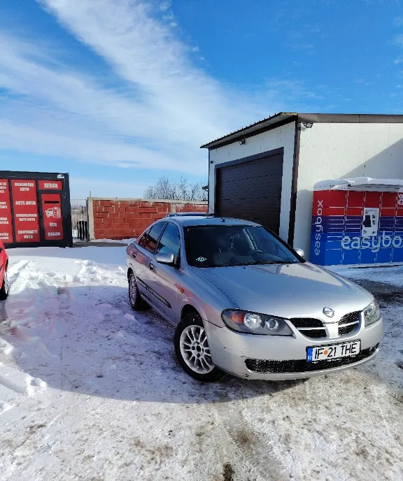 Nissan Almera 1 8 2 100 eur