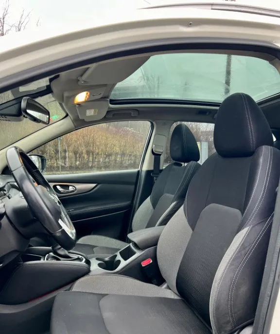 Nissan Qashqai 2017 72 000km automat 13 700 eur