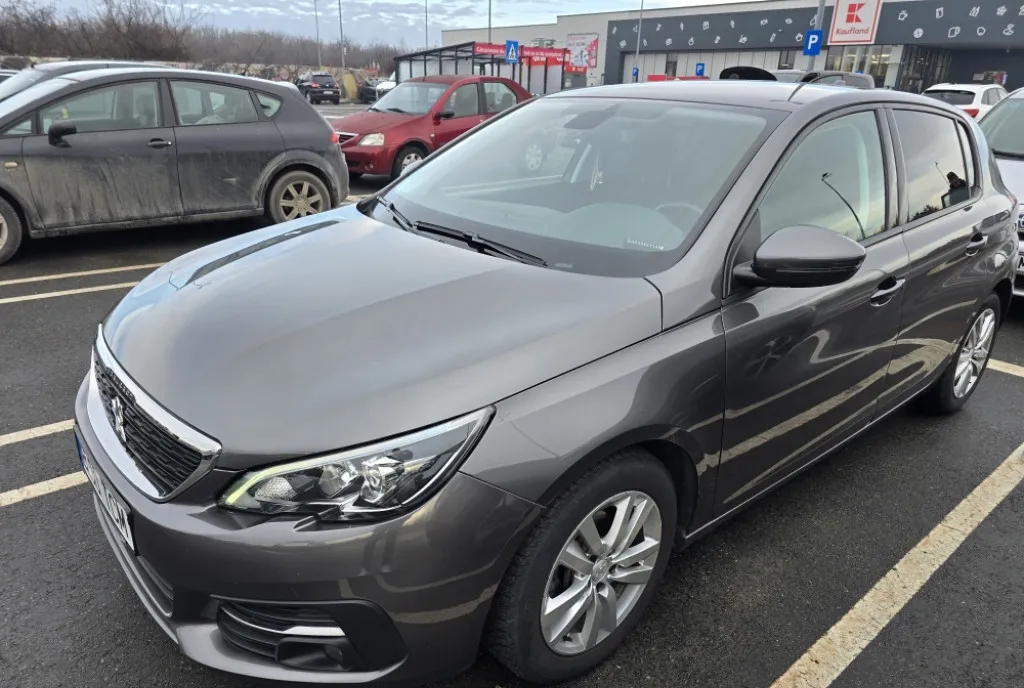 Peugeot 308 Facelift carte service la zi 19 750 eur