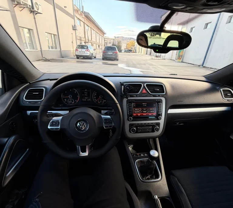 Lkswagen Scirocco Facelift 2011-2 0 TDI 170 CP 8 000 eur