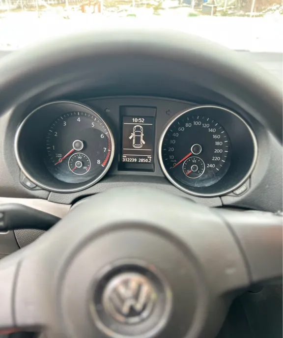 Vw Golf 6 impecabil 3 000 eur