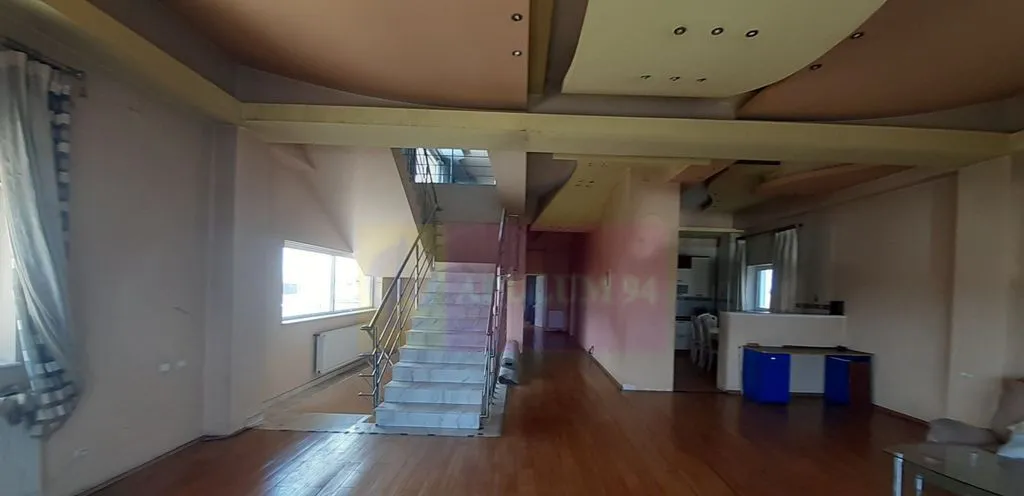 Doua Etaje in Vila in zona Voluntari de Inchiriat