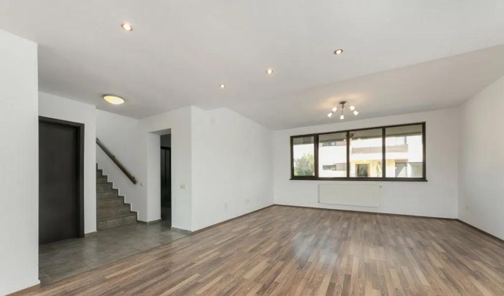 Vila spatioasa si eleganta in Pipera - zona Porsche