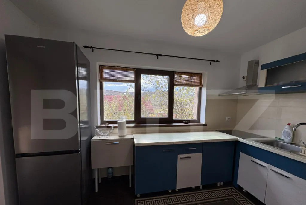 Casa 4 camere 150mp garaj curte zona Chinteni